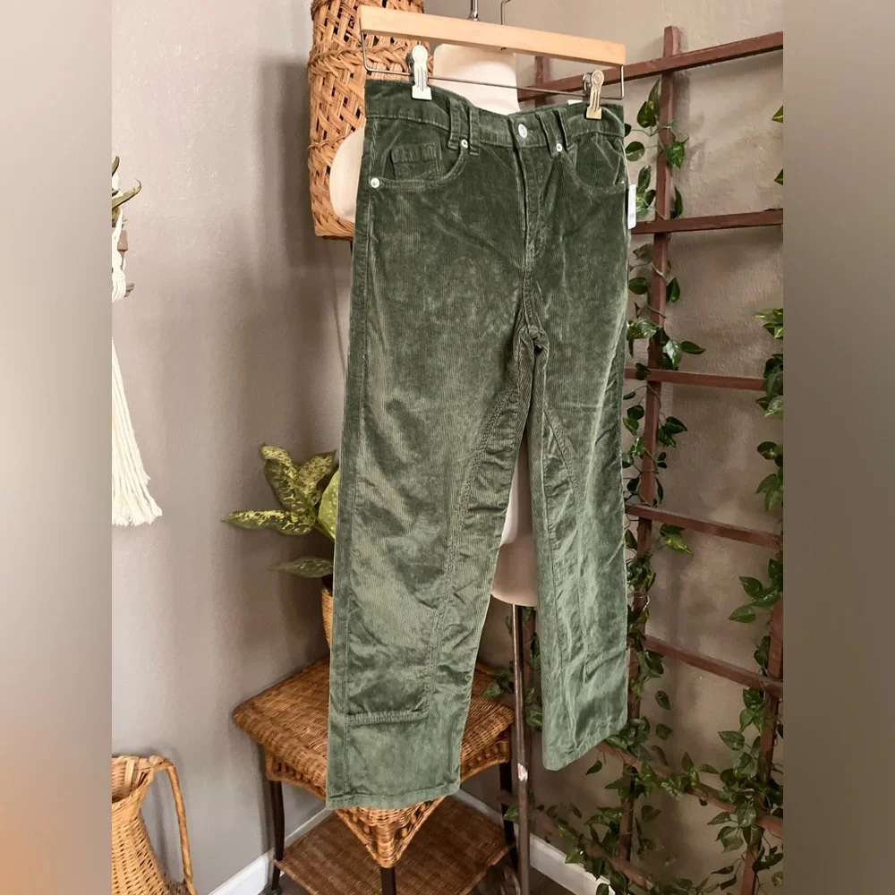 ▪️NWT Free People Risk Taker Mid Rise Cord Straight Pants